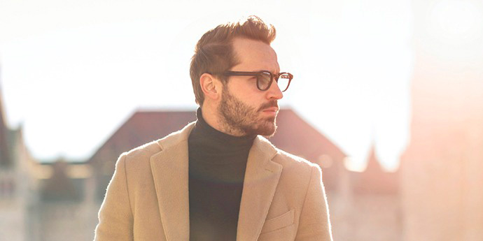 Cómo llevar una bandolera para hombre? - Blog Moda Hombre