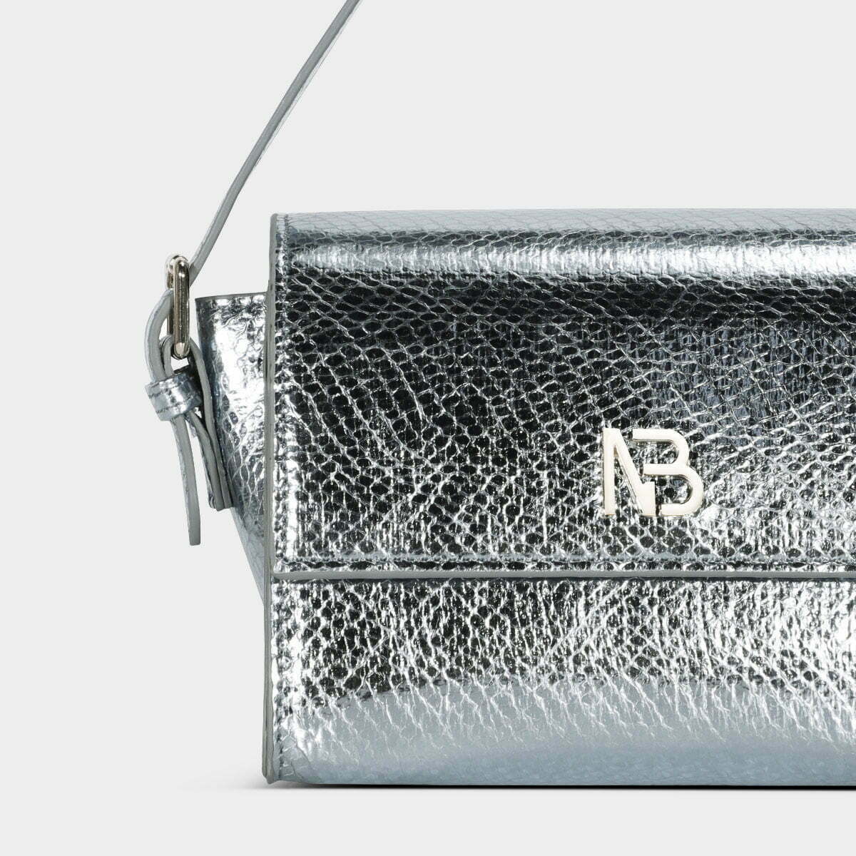 bolso-mano-lagos-19580-azure-binnari-d 1
