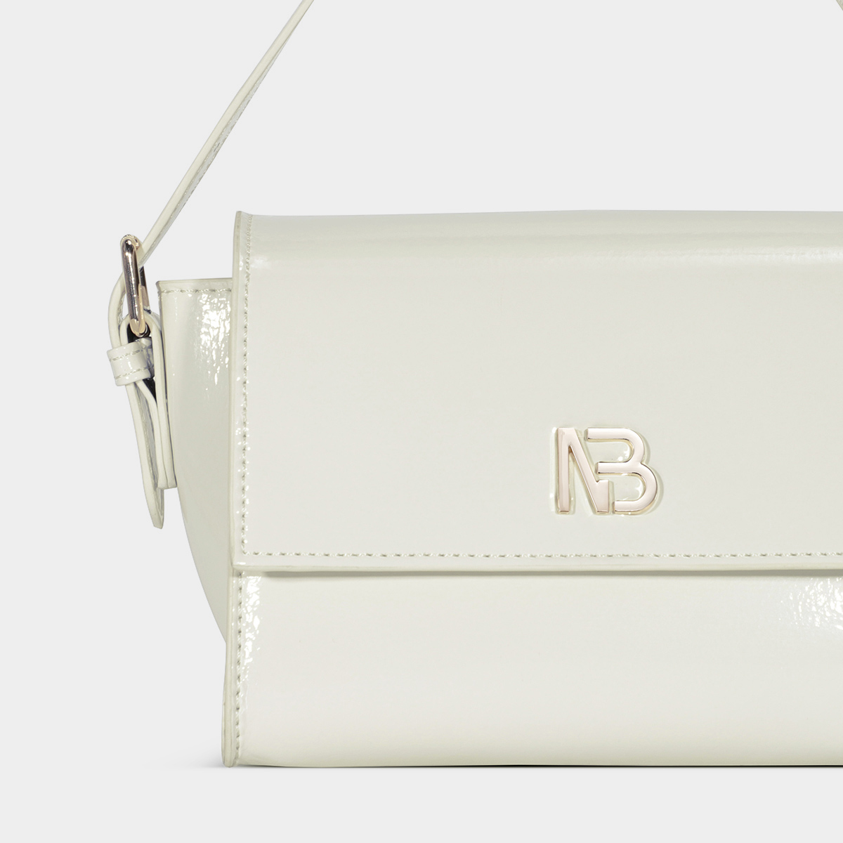 bolso-mano-lagos-19580-hielo-binnari-d 1