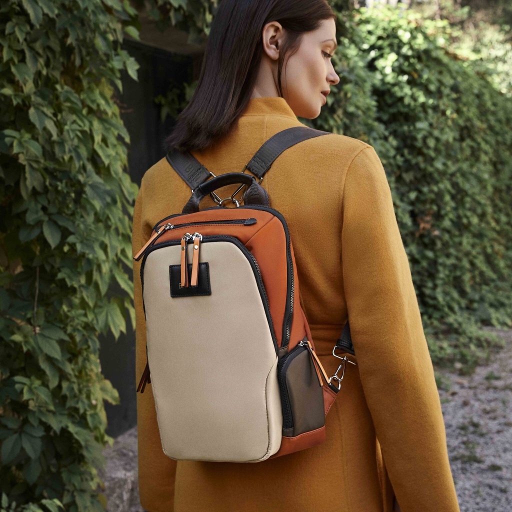 Mochila binnari deals