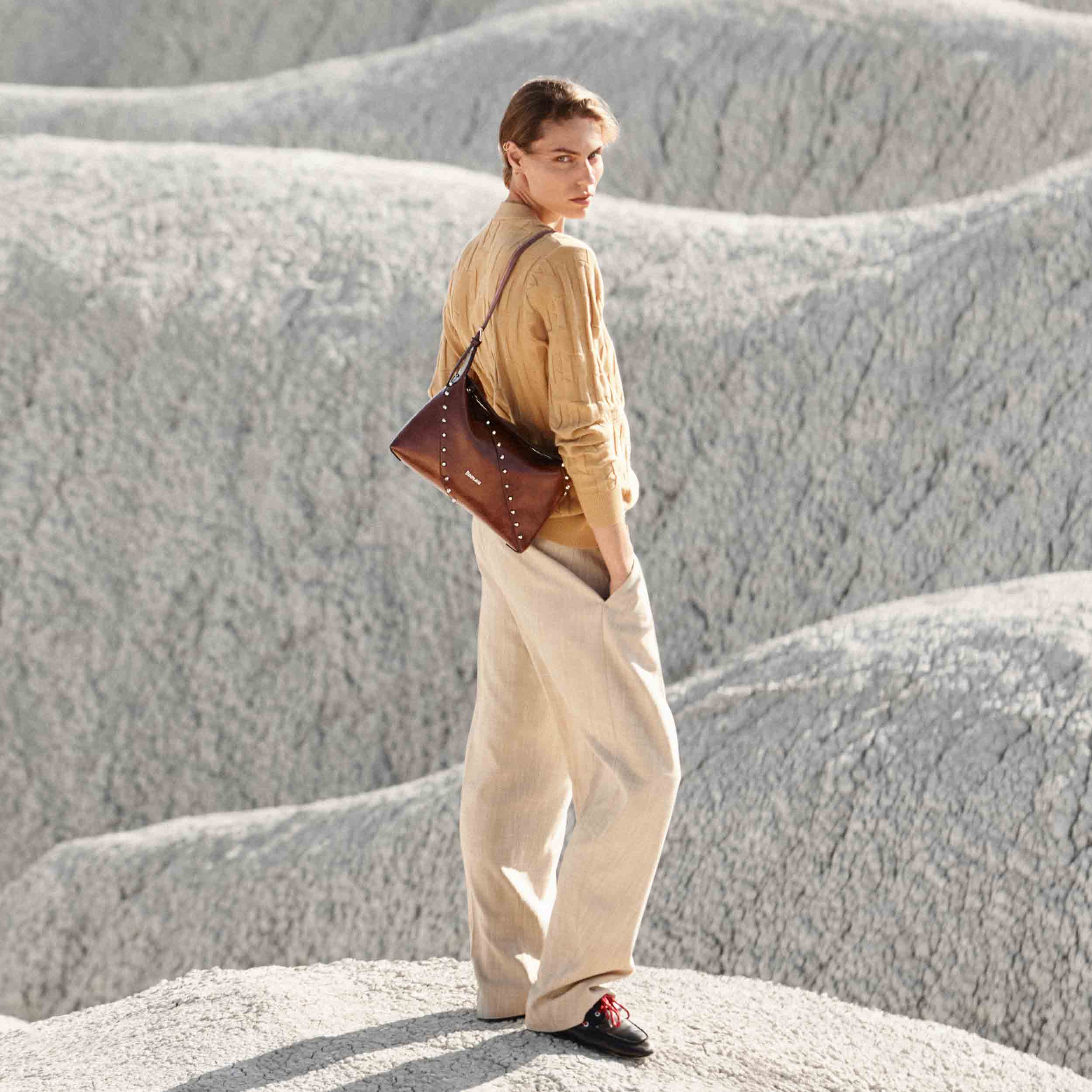 bolso-hombro-freeda-20773-cuero-binnari-modelo