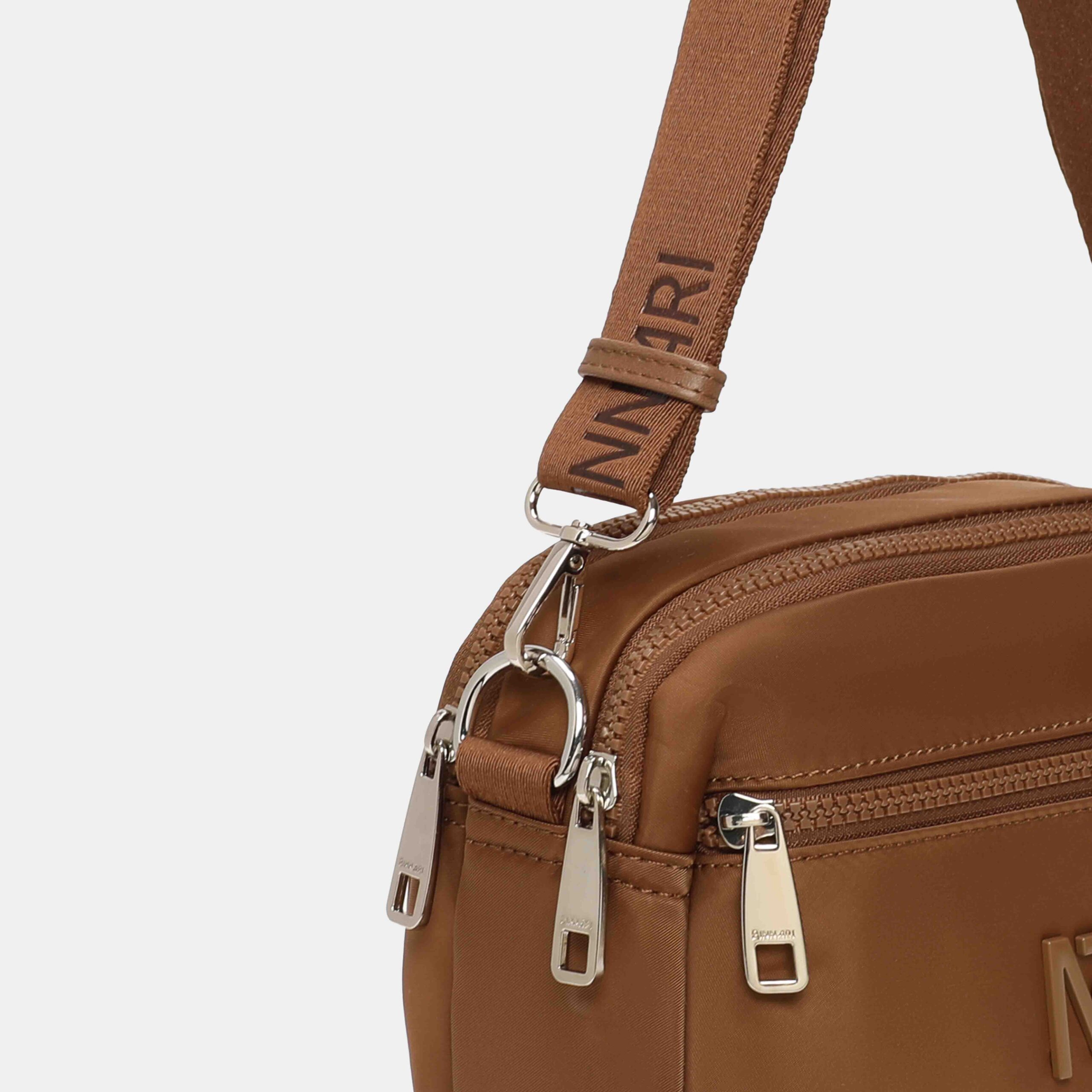 bolso-bandolera-nubia-21343-cuero-binnari-d